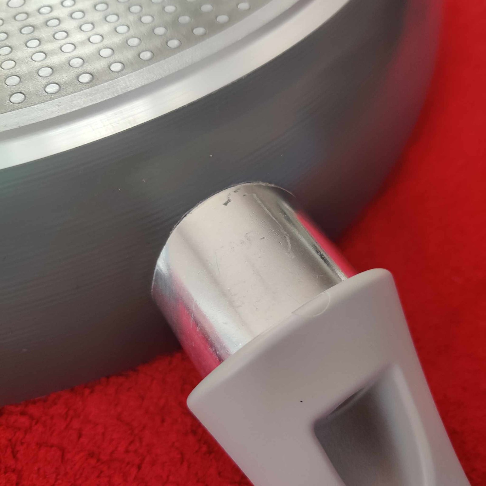 Tefal C38819 Wokpan, Hard Titanium, 28 Cm, Anti Aanbaklaag Met Titaniumdeeltjes Thermosignaal Temperatuurweergave Vaatwasmachinebestendig Made In France Zwart 664374691